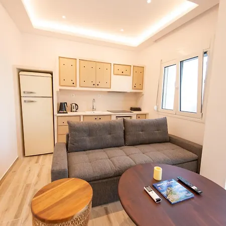 Flisvos Beachfront Лутраки