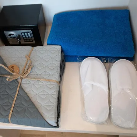 Отель Flisvos Beachfront 3*