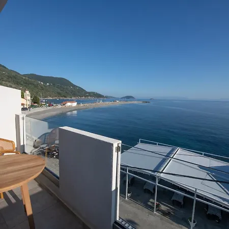 Flisvos Beachfront Hotel