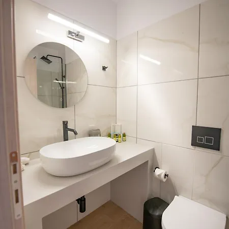 Отель Flisvos Beachfront 3*