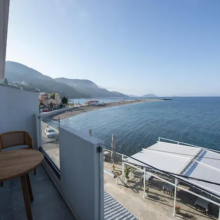 Flisvos Beachfront 3*