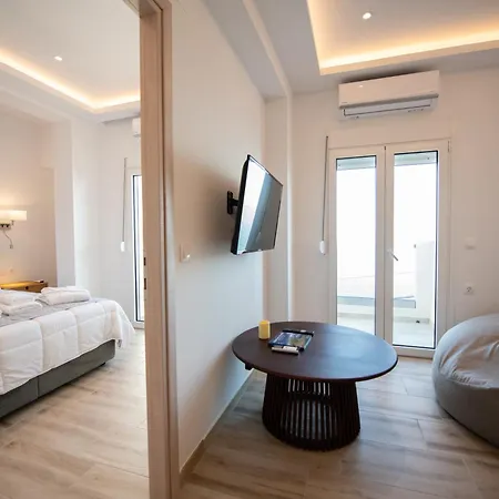 Flisvos Beachfront Loutraki (Skopelos)