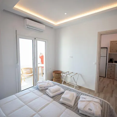 Flisvos Beachfront Отель 3*