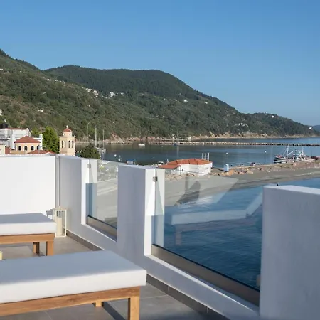 Flisvos Beachfront 3*